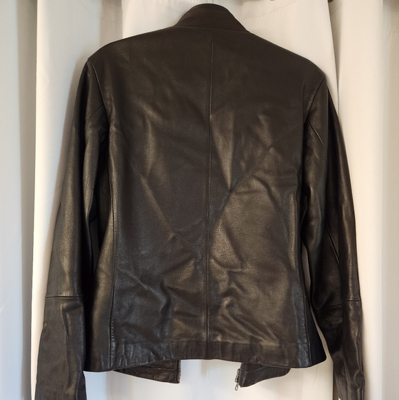 Sold - Picture 3 of 4